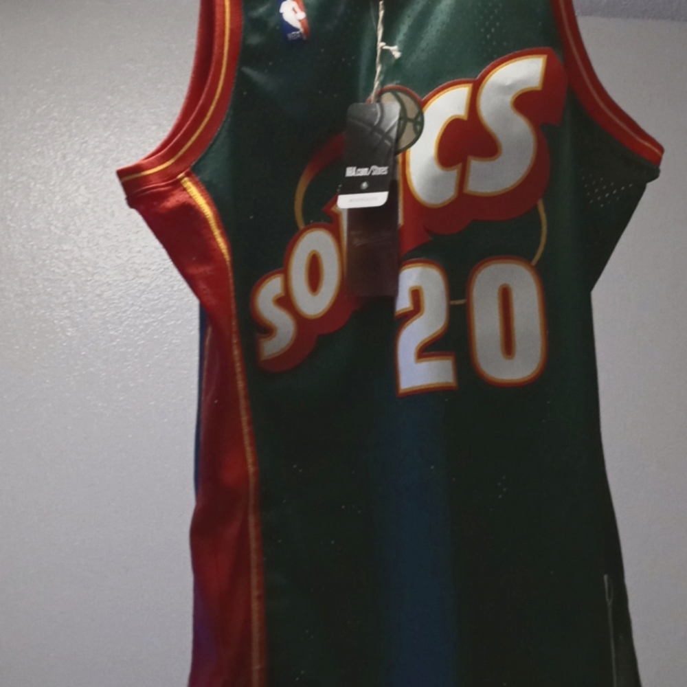 Authentic Seattle supersonics Mitchell and Ness je